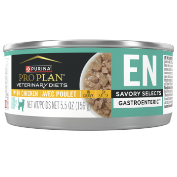 A can of Purina Pro Plan Veterinary Diets EN Savory Selects Gastroenteric chicken wet cat food.